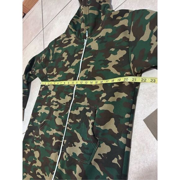 Skyline Wears Camouflage Hooded Jumpsuit Pajamas Pockets Size M Unisex - Picture 7 of 12